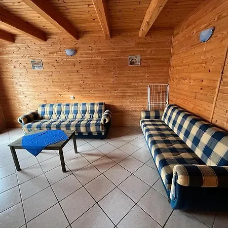 álmos Apartman
