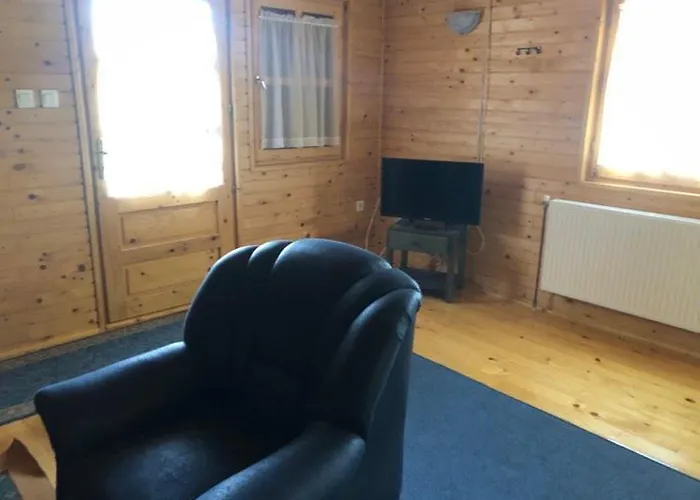 Almos Balatonfenyves